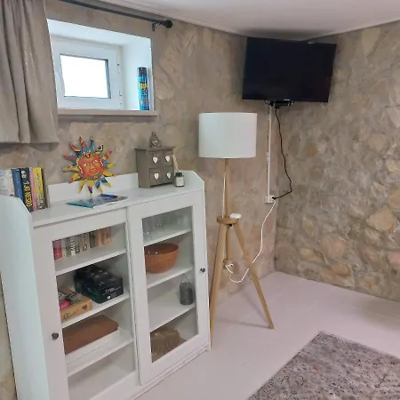 Apartament The Hideaway Studio *